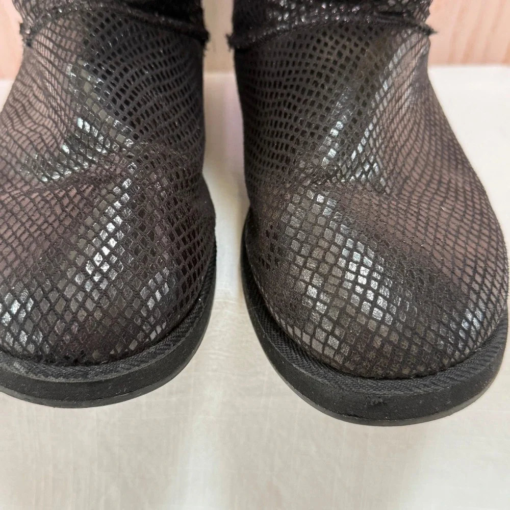 Black Faux Fur Trimmed Glitter faux Snakeskin Winter Boots Women Size‎ 7